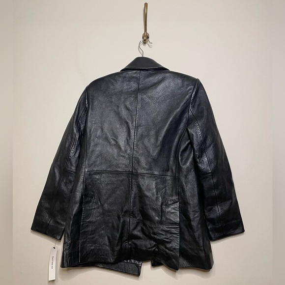 Reformation Veda Dalia Relaxed Leather Blazer in Black - Picture 8 of 8